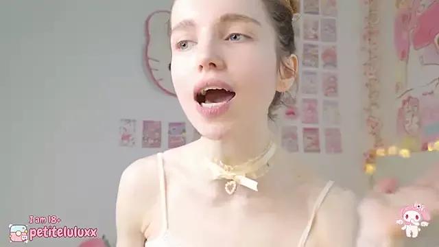 Girls: discover live performances with matured cam models, from teasing to fixations, in a variety of stunning live sex cams.
