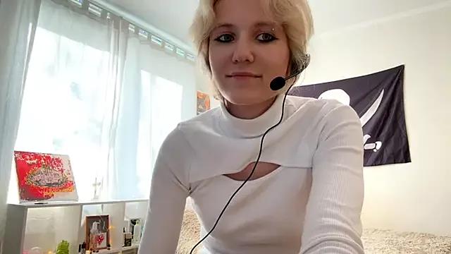 PirateFlower from StripChat is Freechat