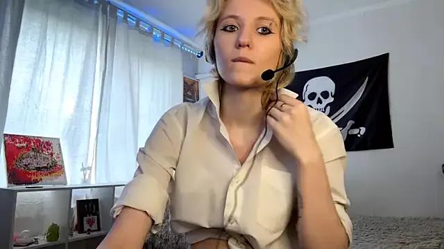 PirateFlower from StripChat is Freechat