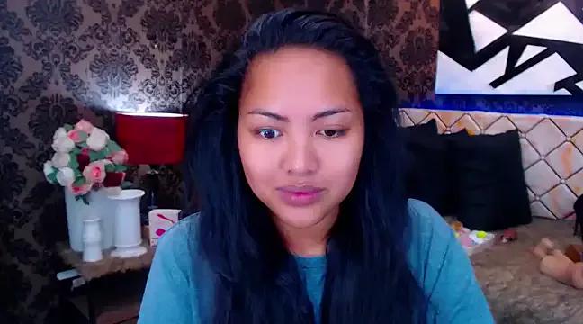 Girls: discover live performances with matured cam models, from teasing to fixations, in a variety of stunning live sex cams.