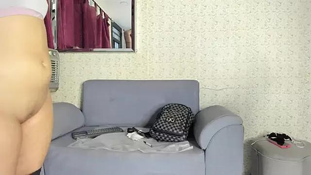 Girls: discover live performances with matured cam models, from teasing to fixations, in a variety of stunning live sex cams.