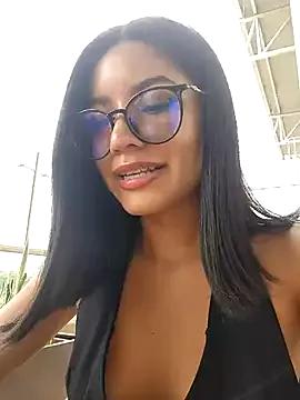 Girls: discover live performances with matured cam models, from teasing to fixations, in a variety of stunning live sex cams.