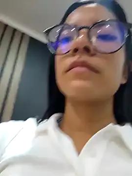 Girls: discover live performances with matured cam models, from teasing to fixations, in a variety of stunning live sex cams.