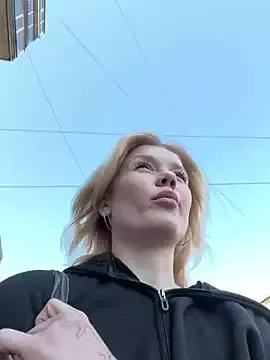 PrettyKristina from StripChat is Freechat