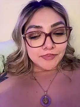 Girls: discover live performances with matured cam models, from teasing to fixations, in a variety of stunning live sex cams.