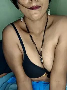 Girls: discover live performances with matured cam models, from teasing to fixations, in a variety of stunning live sex cams.