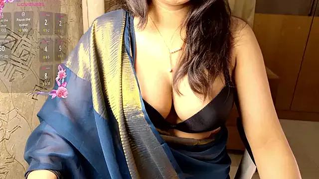 Girls: discover live performances with matured cam models, from teasing to fixations, in a variety of stunning live sex cams.