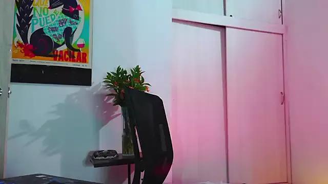 purple_em69 from StripChat
