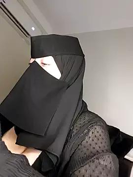 Queen_Amina from StripChat