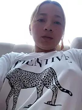 queen_angelique from StripChat