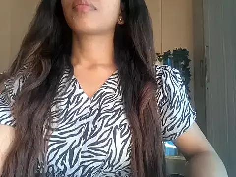 Queen_Ayeshaa from StripChat