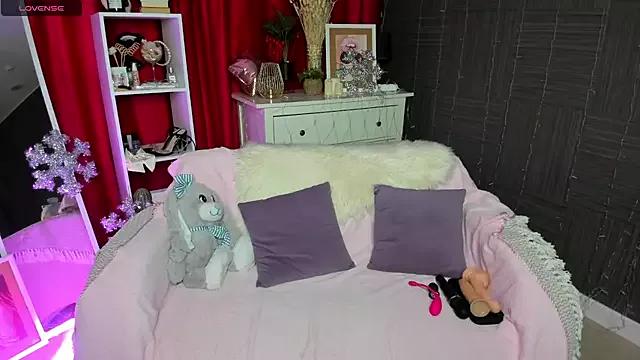 Girls: discover live performances with matured cam models, from teasing to fixations, in a variety of stunning live sex cams.