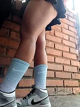Girls: discover live performances with matured cam models, from teasing to fixations, in a variety of stunning live sex cams.