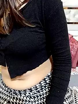 Queen_shakhi from StripChat