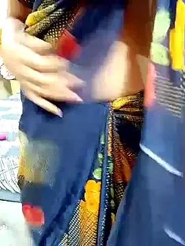 Queen_shakhi from StripChat