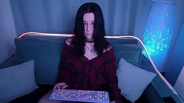 QueenAkasha from StripChat is Freechat