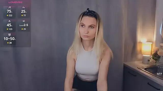 Girls: discover live performances with matured cam models, from teasing to fixations, in a variety of stunning live sex cams.