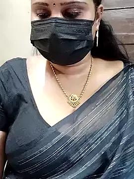 queenlakshana from StripChat