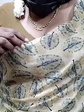 queenlakshana from StripChat
