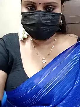 queenlakshana from StripChat