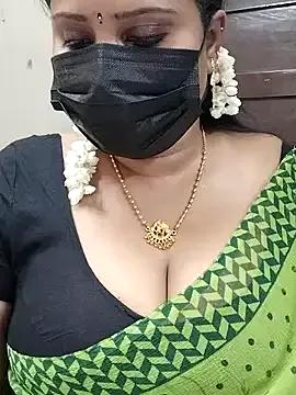queenlakshana from StripChat
