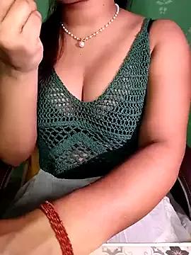 Girls: discover live performances with matured cam models, from teasing to fixations, in a variety of stunning live sex cams.