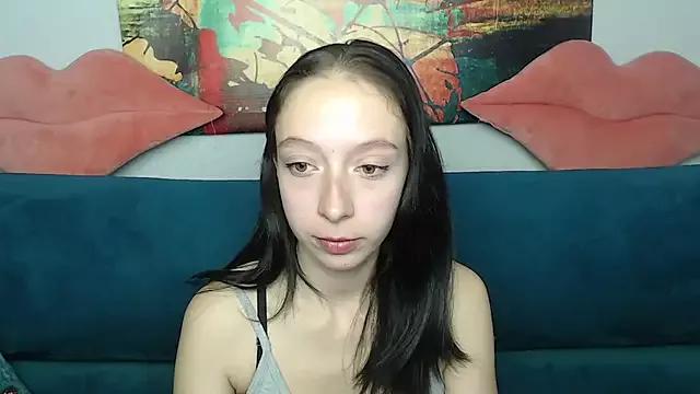 RachelBrawnn from StripChat is Freechat