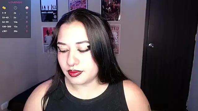 Girls: discover live performances with matured cam models, from teasing to fixations, in a variety of stunning live sex cams.