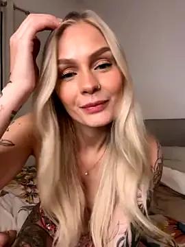 RayaMayvii from StripChat