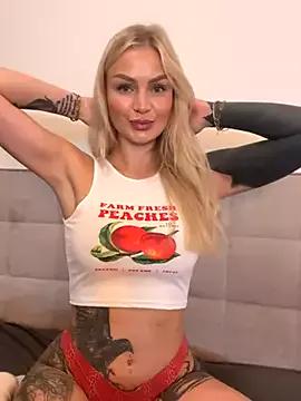 RayaMayvii from StripChat