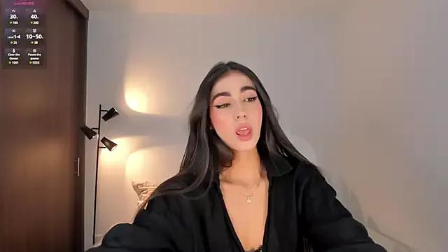 Girls: discover live performances with matured cam models, from teasing to fixations, in a variety of stunning live sex cams.