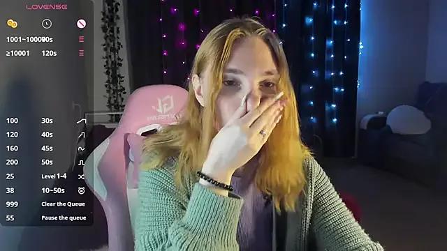 ReddHotPipper from StripChat