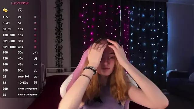 ReddHotPipper from StripChat