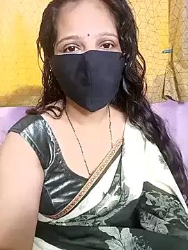 Rising_Smiler from StripChat