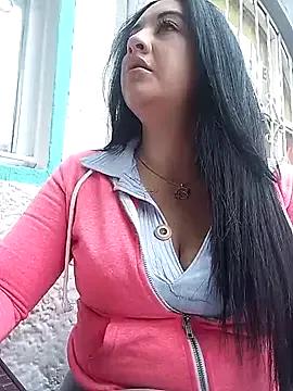 Girls: discover live performances with matured cam models, from teasing to fixations, in a variety of stunning live sex cams.