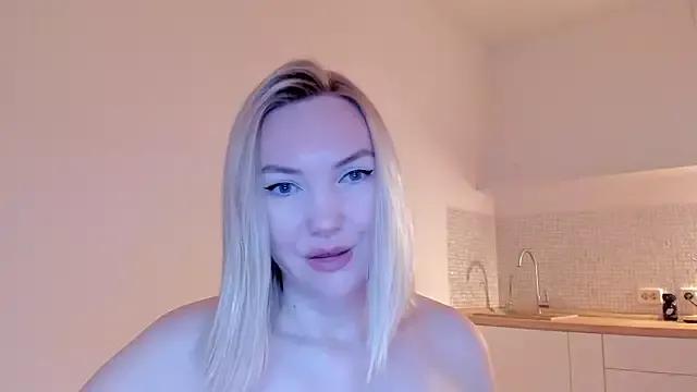 Girls: discover live performances with matured cam models, from teasing to fixations, in a variety of stunning live sex cams.