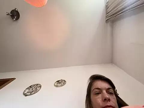 Girls: discover live performances with matured cam models, from teasing to fixations, in a variety of stunning live sex cams.