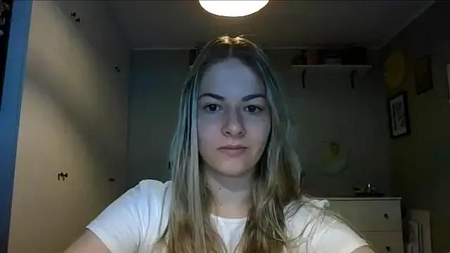 Girls: discover live performances with matured cam models, from teasing to fixations, in a variety of stunning live sex cams.