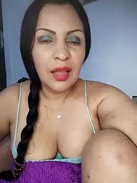 RossyCooper from StripChat is Freechat