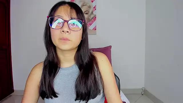 rouse_red from StripChat is Freechat