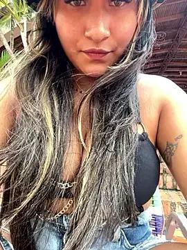 Girls: discover live performances with matured cam models, from teasing to fixations, in a variety of stunning live sex cams.