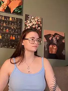 Girls: discover live performances with matured cam models, from teasing to fixations, in a variety of stunning live sex cams.