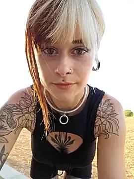 SallyDinosaur from StripChat