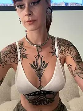 SallyDinosaur from StripChat