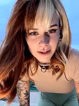 SallyDinosaur from StripChat