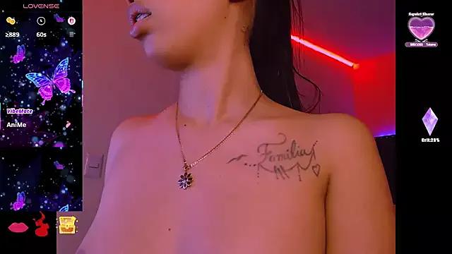Girls: discover live performances with matured cam models, from teasing to fixations, in a variety of stunning live sex cams.