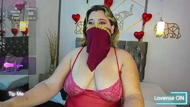 SalmaZaman from StripChat is Freechat