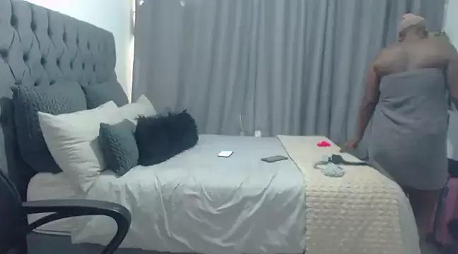 Samantha69x from StripChat
