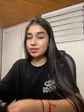 Samantha_pinkk_ from StripChat is Freechat