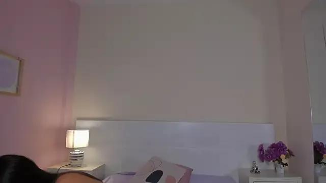 Girls: discover live performances with matured cam models, from teasing to fixations, in a variety of stunning live sex cams.